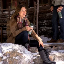 Thermosbeker Stanley The Trigger Action Travel Mug Wine 0,47L -Bo-Camp Shop 6 Stanley20 20The20Trigger Action20Travel20Mug20 20Lifestyle20Images20 2011