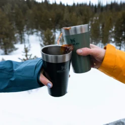 Reisbeker Stanley Adventure Stacking Vacuum Pint Hammertone Green 0,47L 12 Reisbeker Stanley Adventure Stacking Vacuum Pint Hammertone Green 0,47L -Bo-Camp Shop Yurt 291